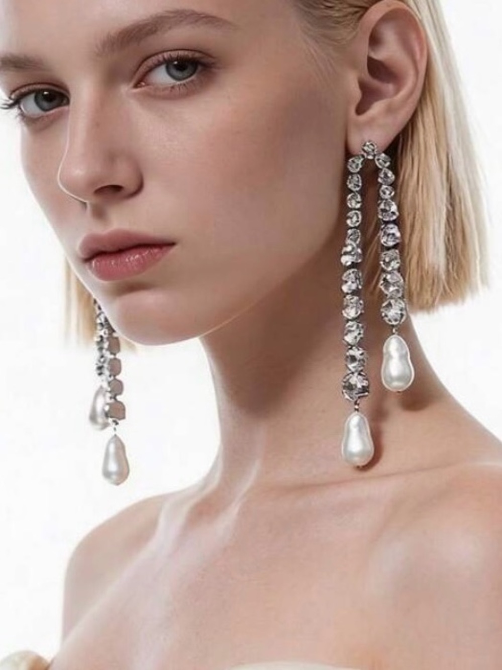 New Zara Rhinestone Crystal Drop Statement Earrings - Picture 3 of 16